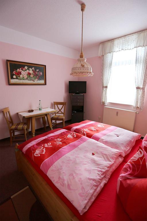 Gaststätte&Pension Waldquell Antonshohe Exteriör bild