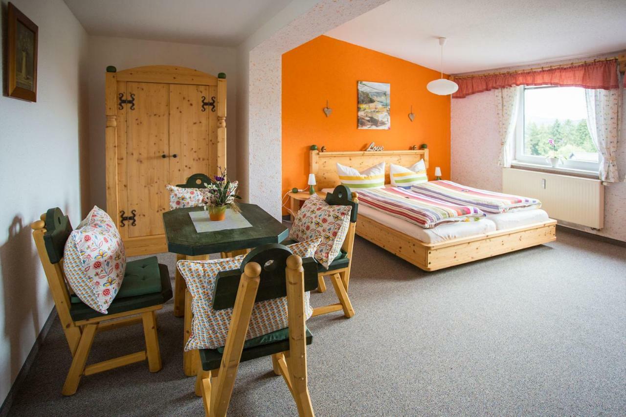 Gaststätte&Pension Waldquell Antonshohe Exteriör bild